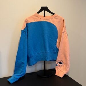 Nike Women's Blue and Peach Sweatshirt